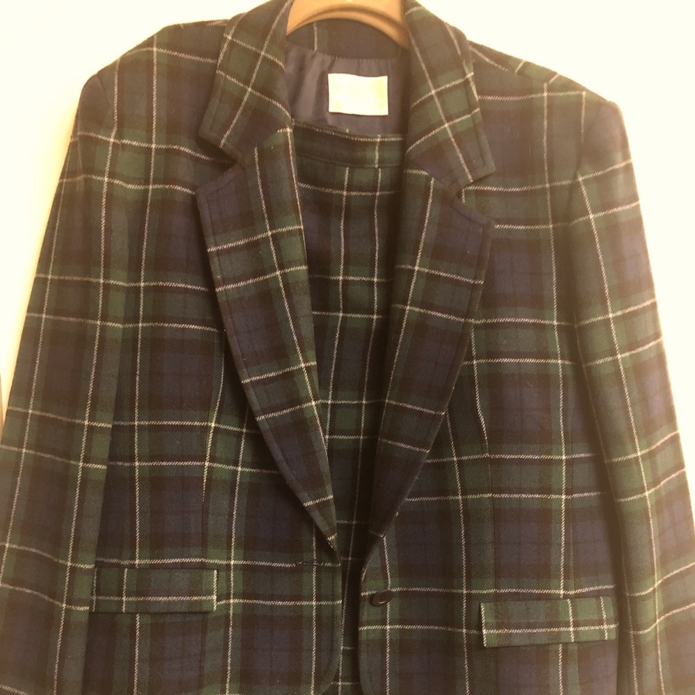 Ladies’ Suit